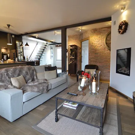 Apartament In Near Town Center