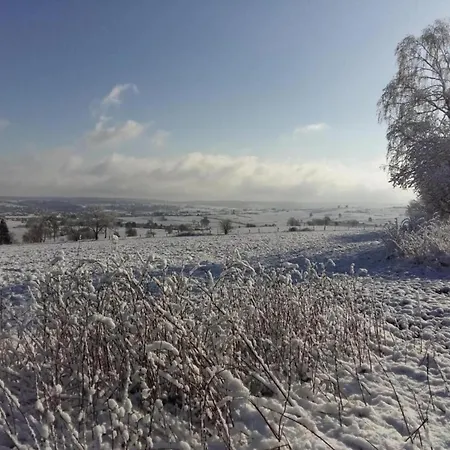 아파트 In Near Town Center *