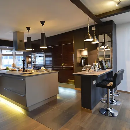 Beautiful In Near Casino Apartment *